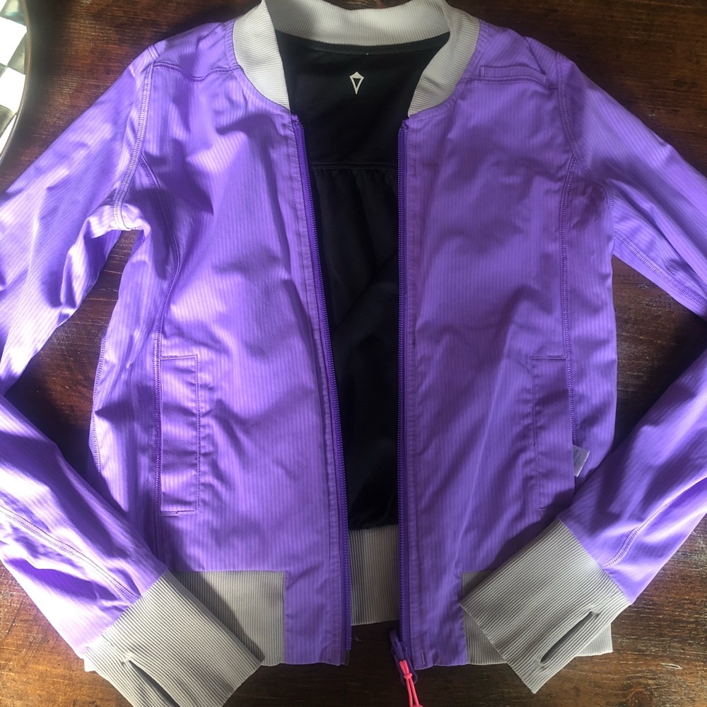 Ivivva jacket size 10